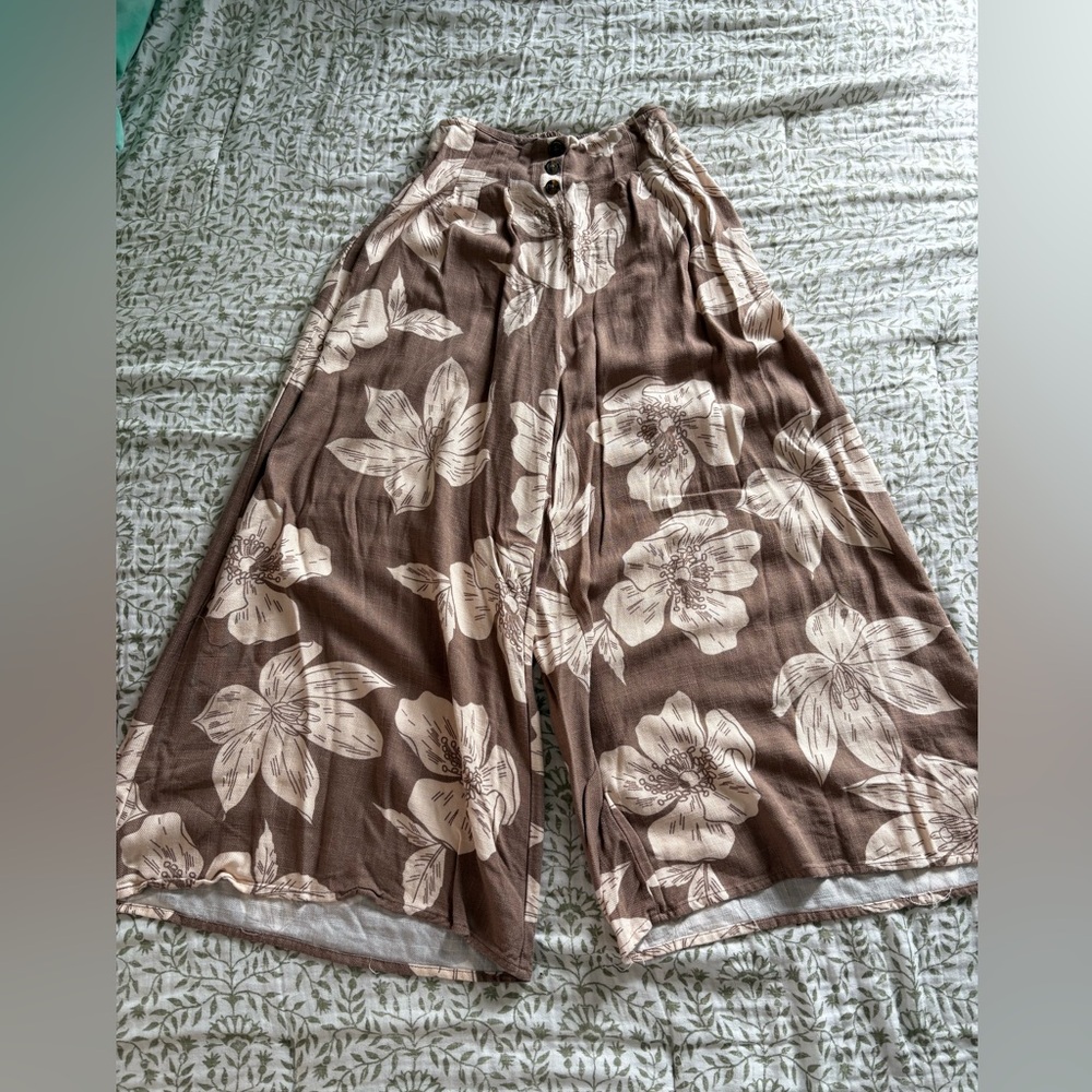 Floral Wide-Leg Pants